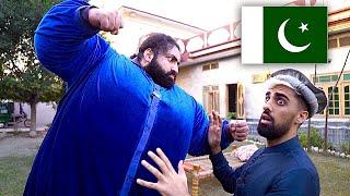 WORLD’S STRONGEST MAN IN PAKISTAN !!!