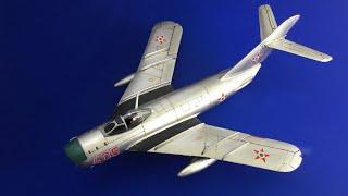 MiG-17 PF 'Fresco' - Hungarian People's Army, 1972 - MisterCraft - 1:72 plastic aircraft model