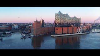 Ein Flug durch die Elbphilharmonie