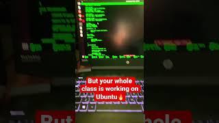 Windows vs Linux #windows #ubuntu #error #linux #shorts