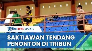 Video Detik-detik Pesebakbola Saktiawan Sinaga Tendang Penonton di Tribun, Emosi karena Disoraki