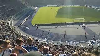 Einhaken. Hertha vs Wiesbaden 04.08.2023