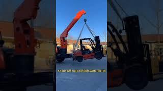 5 tons off-road forklift with tail lift