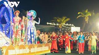 Dàn Hoa hậu Biển đảo Việt Nam toả sáng rực rỡ trong đêm Carnaval Mùa Đông Hạ Long 2022