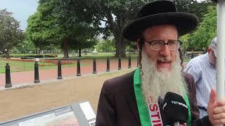 Rabbi Protests War Criminal's Visit to the White House