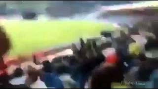 People Chanting Aye Aye PTI & Imran Khan Zindabad During Islamabad United vs Que