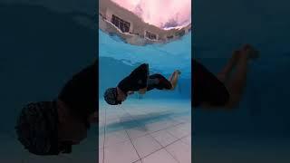 How to SWIM 25m UNDERWATER