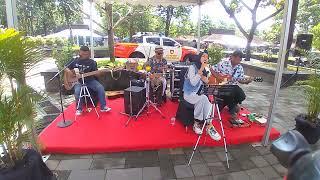 Alcander Band - Pupus (Dewa19) Live Performance in Borobudur Temple