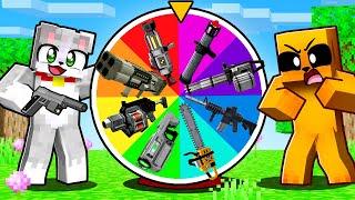 ¡Sobrevive a la RULETA de ARMAS en Minecraft!  ARMA NOOB vs PRO vs HACKER