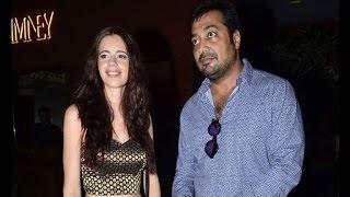 Kalki and Anurag get clicked together  - Bollywood Country Videos