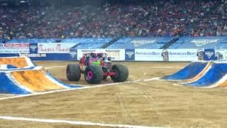 Wild Flower back wheels lock up in wheelie competition Monster Jam Houston 2 12 2017