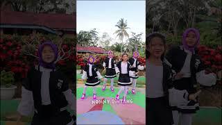 kira kira nazwa kesurupan apa tu guys wkwk  #dance #viral #shorts #fyp #mommybintang #bocilsquad