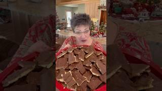 Calamity Girl's SHOCKING Christmas Crack Experiment!