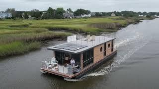 Apart XXL | La Mare Houseboat - Luxury on Water (Waterlodge)