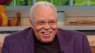 James Earl Jones on Being Recognized in Public: When You Don’t Talk, It’s Like Going Ninja!