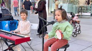 3-year-old SINGER makes "Hallelujah" even more beautiful