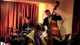 AUTUMN LEAVES-jazz piano trio