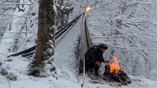 Camping in snow storm! Can I survive 2 days in the winter forest?