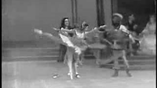 Margot Fonteyn dances Sleeping Beauty (vaimusic.com)