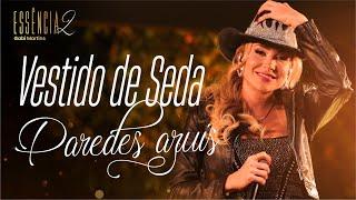 Gabi Martins - Vestido de seda | Paredes azuis