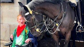 Be Inspired by This Royal king's horse guard unbelievable kind Act!