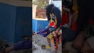 Barongan ngamuk ngejar orang sampai ketangkap #shorts #baronganblora