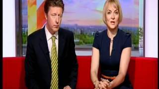 Louise Minchin 240512