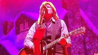 Indigo Girls I Feel The Christmas Spirit The Tabernacle 12-10-10