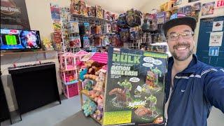 TOY HUNTING at Totally Rad Retro Toys! I bought a MINT Kenner Star Wars Playset & a RARE Hulk Toy!