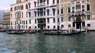 Street Music - ’O sole mio - Venice, Italy. 2009