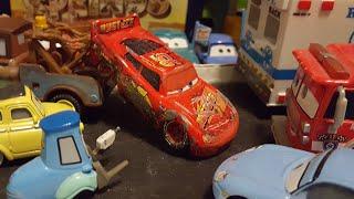 Disney Pixar Cars 3 Crashed/Race Damaged Lightning McQueen (Rusteze #95) Custom Review