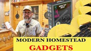 Are these the perfect low cost Gadgets for the modern homestead? ...Mouse traps and emergency lights