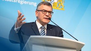 Video in Gebärdensprache: Pressekonferenz nach der Kabinettssitzung (11.03.2025) - Bayern