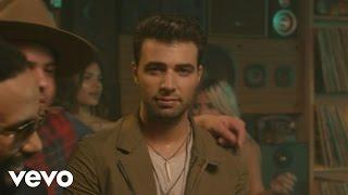 Jencarlos Canela - Bajito (Remix) ft. Ky-Mani Marley, Tito "El Bambino" El Patrón