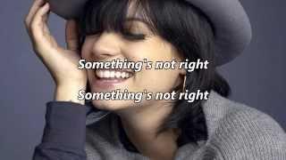 Lily Allen - Something's Not Right (with lyrics)