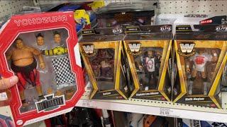 WWE TOY HUNT Finding NEW Figures!