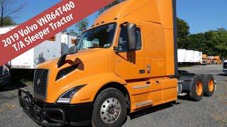 2019 Volvo VNR64T400 Tandem Axle Sleeper Tractor - TRO 0816244