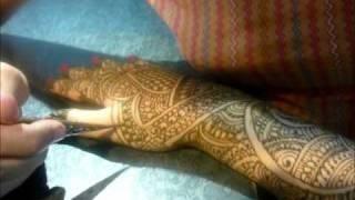 Mehendi By Aysha Aslam..jes a 17year old at work..