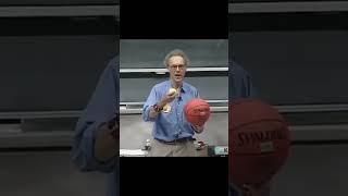 Walter Lewin stumps undergrads with this question