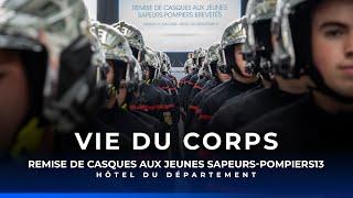 Vie du Corps : remise de casques aux jeunes sapeurs-pompiers des Bouches-du-Rhône