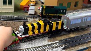 Oh no! Railroad - Bachmann Busy Bee James with Chuggington coaches
