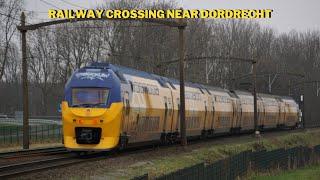 Railway crossing near Dordrecht