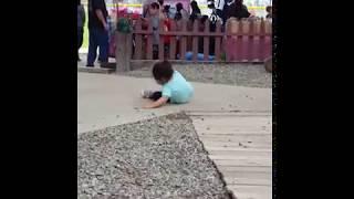 Girl throws tantrum and mom runs away