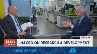 Johnson & Johnson CEO touts 'smart' data approach to new medicines at new research center