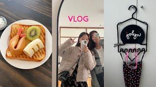 VLOG, Swimming 6 times a week makes me not gain weight even if I keep eating? Vlog of eating