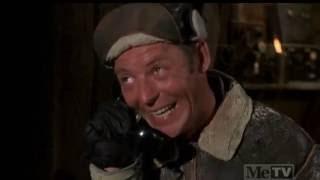 Hogans Heroes - Carter Impersonates Klink (Widescreen)