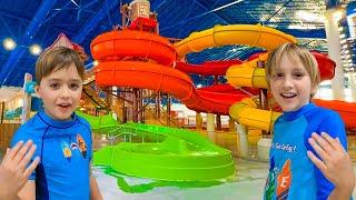 Vlad et Niki - Vacances en famille au parc aquatique couvert