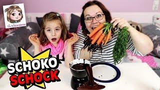 SCHOKOLADEN FONDUE CHALLENGE  Wird es lecker oder eklig? Kann man das so essen?