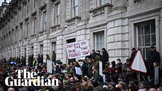 Farmers march into central London to protest against new inheritance tax