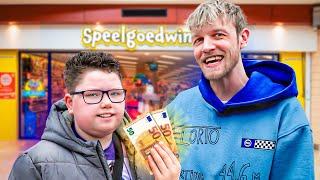 IK GAF €100,- aan 11-JARIGE en dit gebeurde er... (SOCIAAL EXPERIMENT) #12